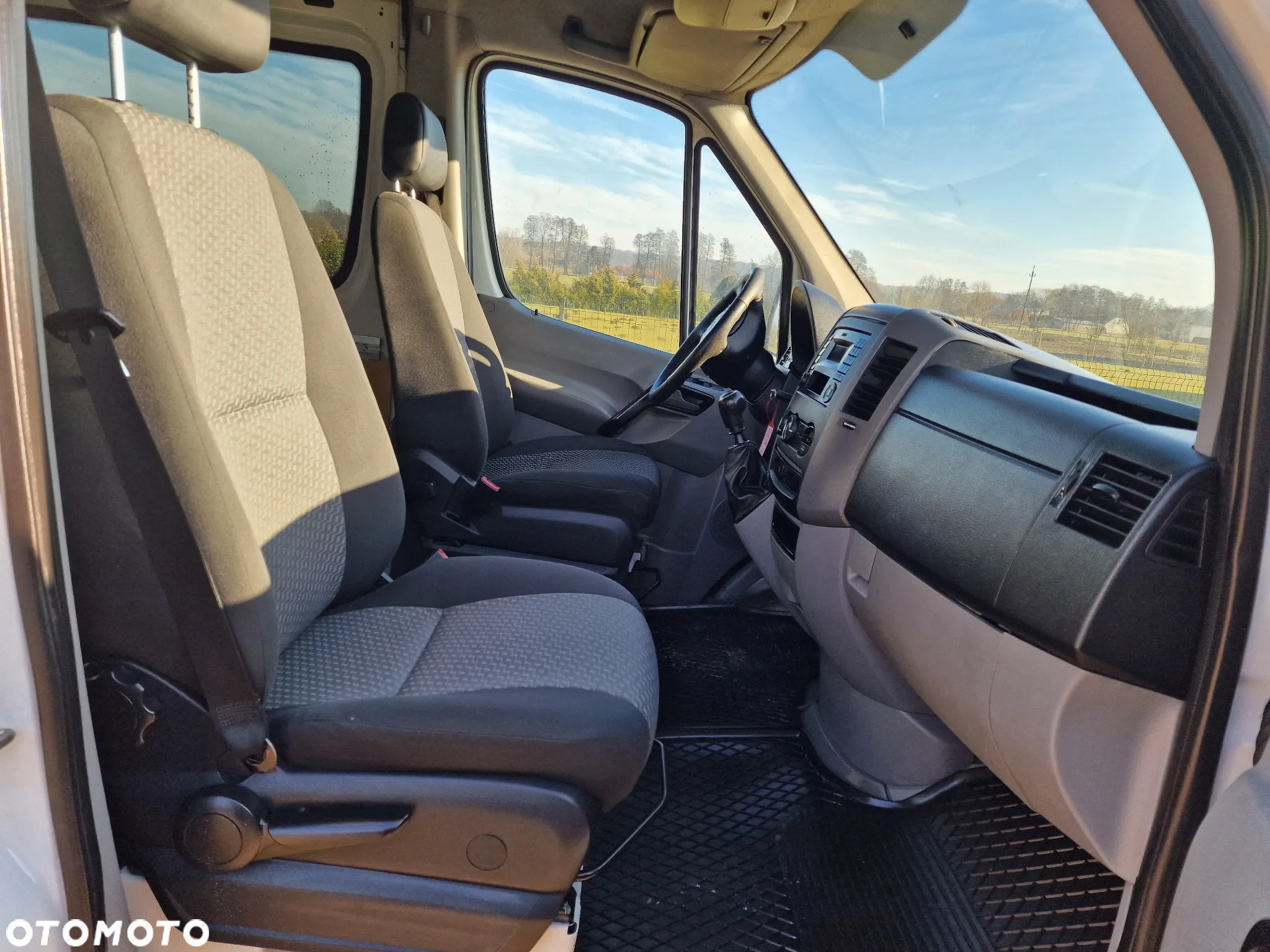 Volkswagen Crafter - 14