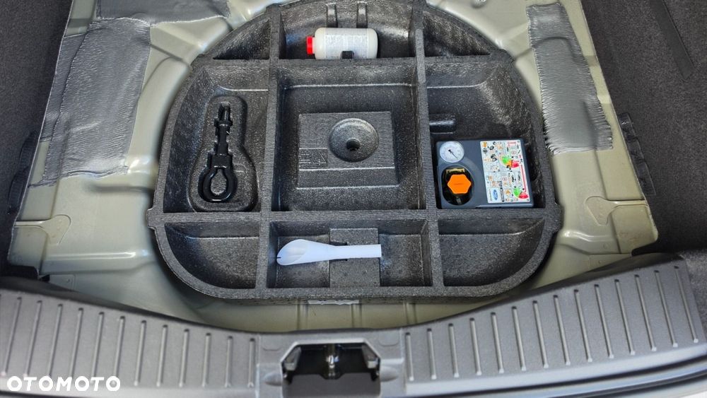 Ford C-MAX 1.5 EcoBoost Titanium ASS - 27