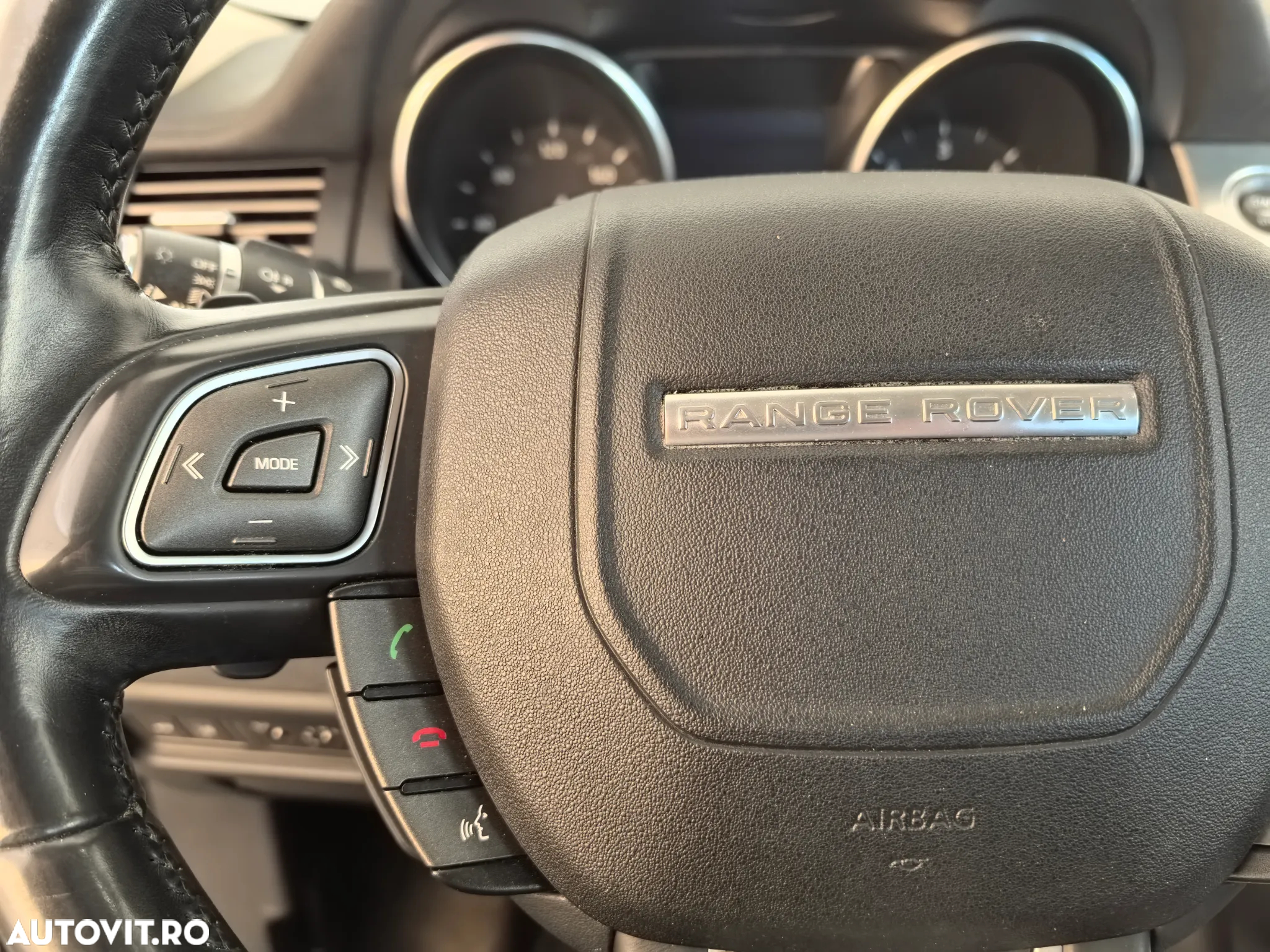 Land Rover Range Rover Evoque - 13