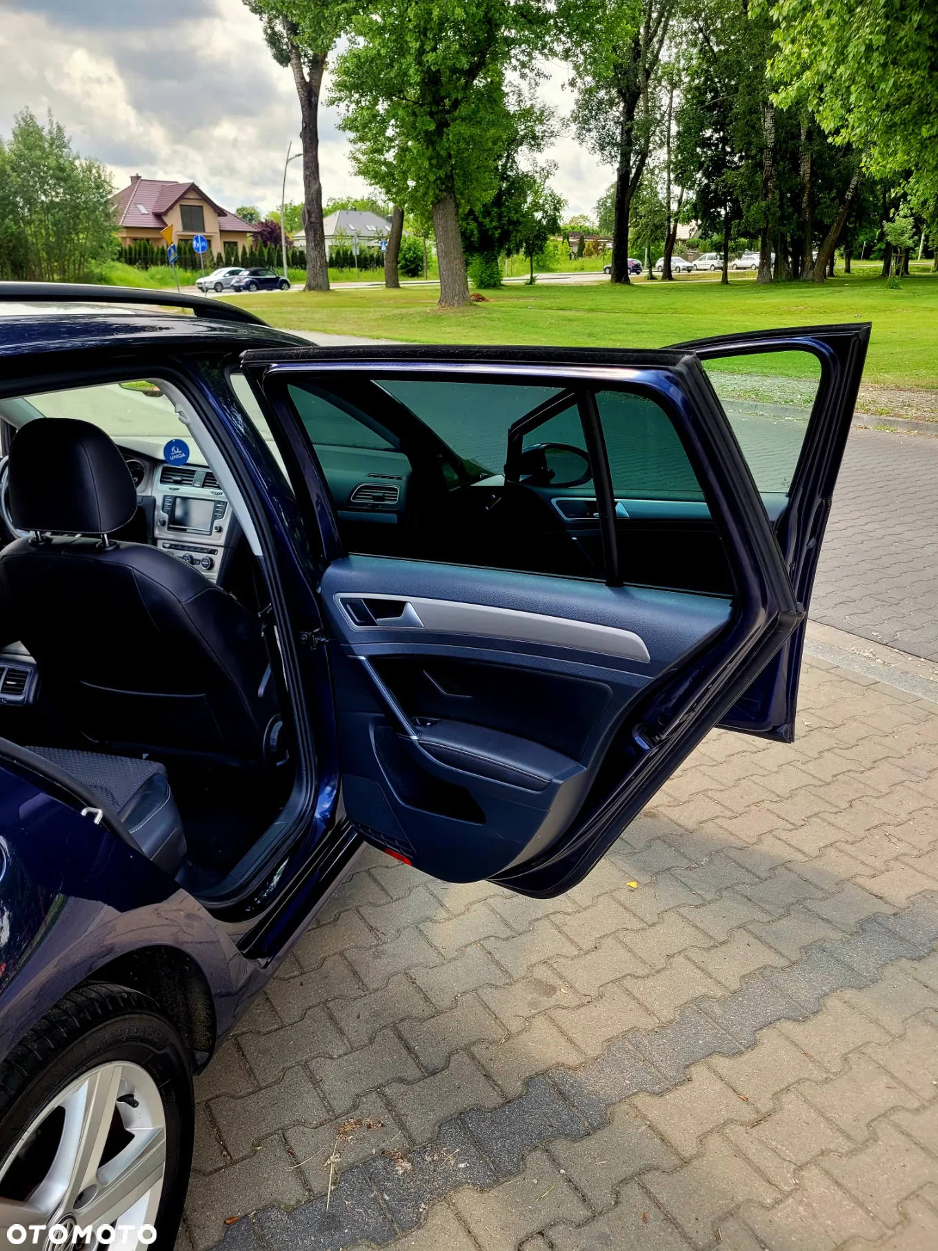Volkswagen Golf 2.0 BlueTDI Highline - 19