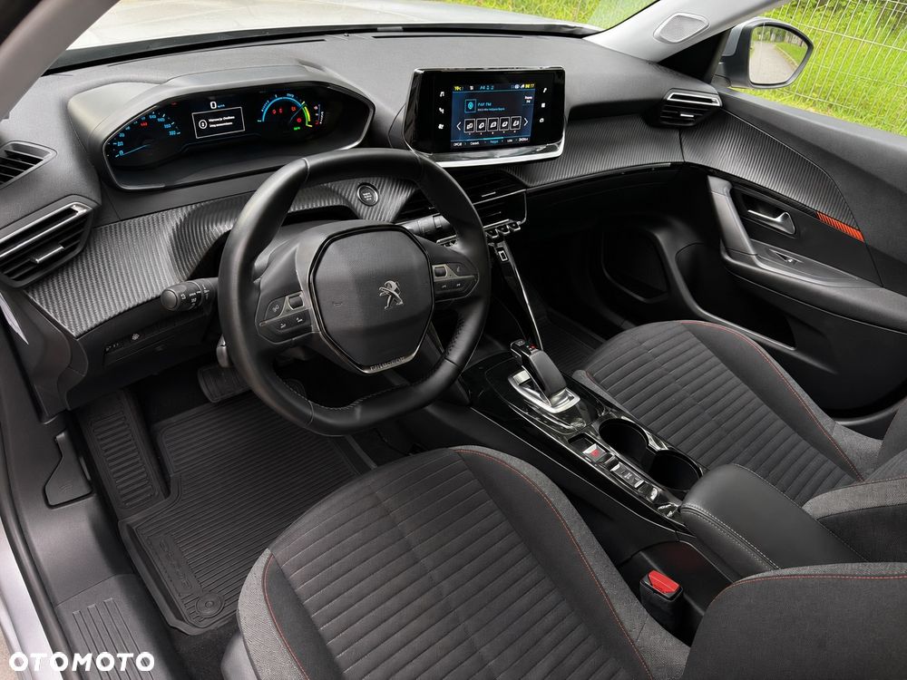 Peugeot 2008 50kWh Style - 29