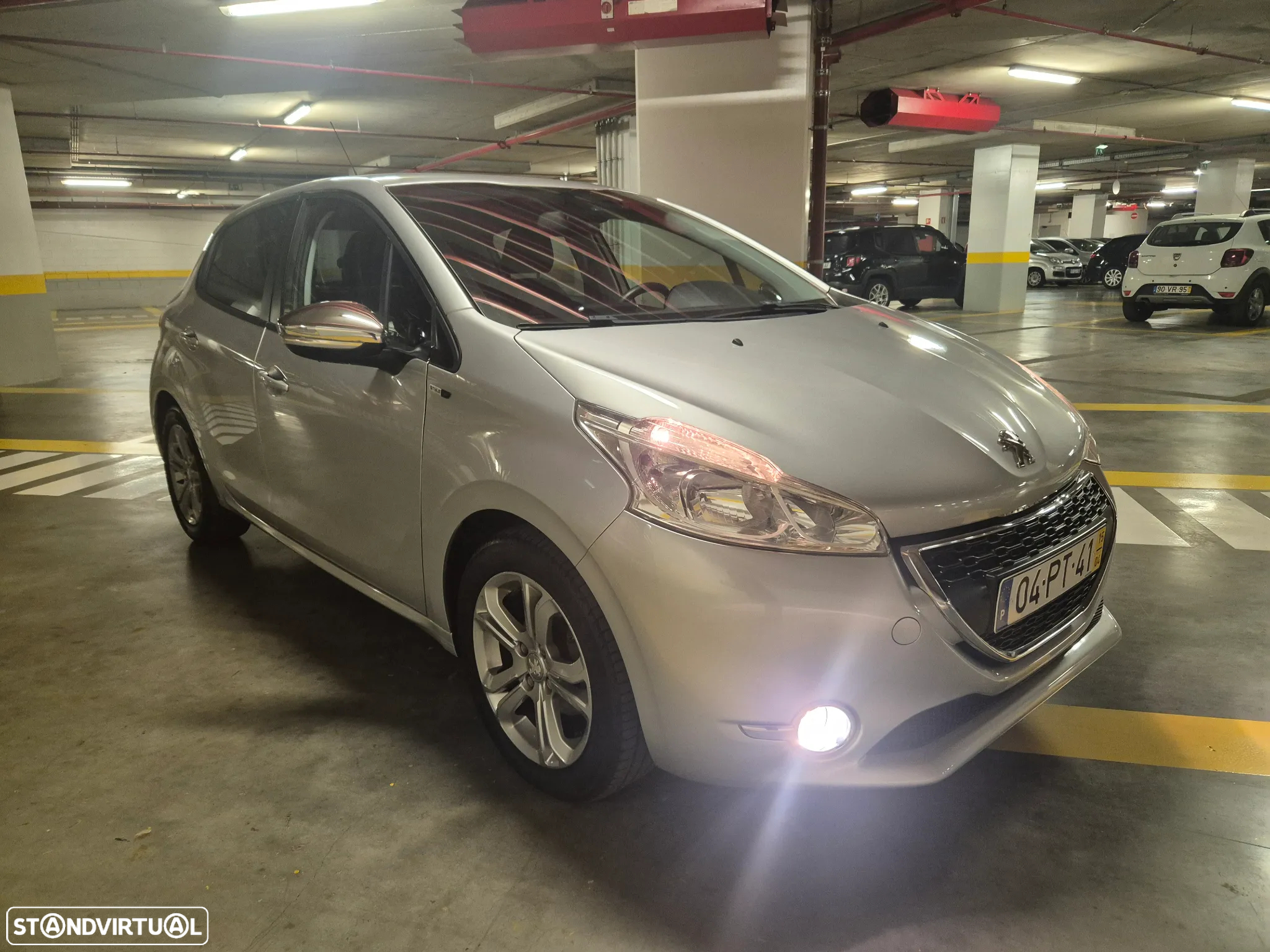 Peugeot 208 1.4 HDi SE Style - 7