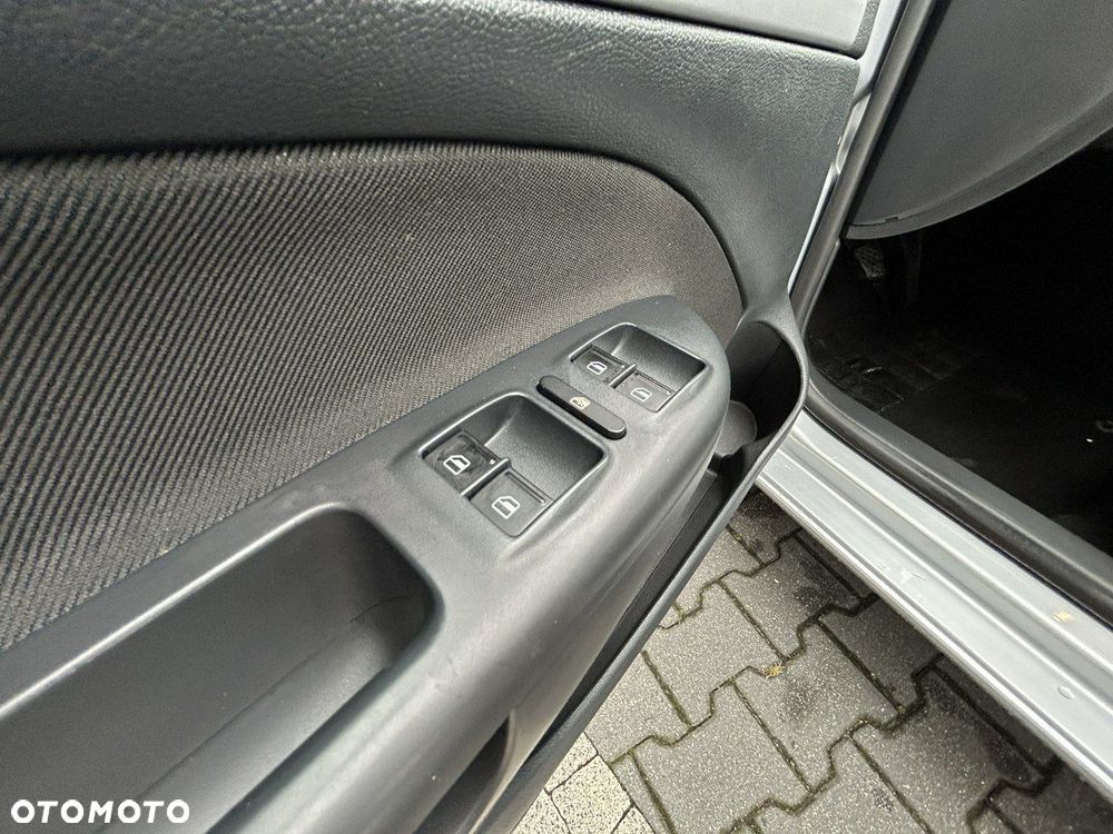 Skoda Octavia 1.6 TDI DPF Ambition - 18