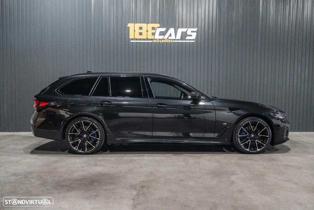 BMW 530 e Pack Desportivo M - 36