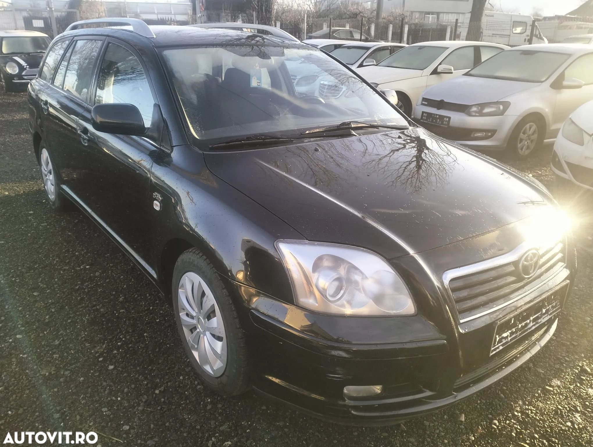 Toyota Avensis 2.0 D4D S/W Sol - 1