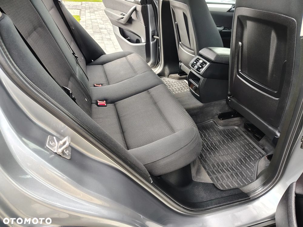 BMW X3 xDrive20d - 21