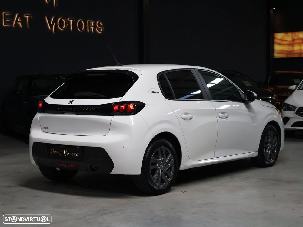 Peugeot 208 PureTech 100 Style - 4