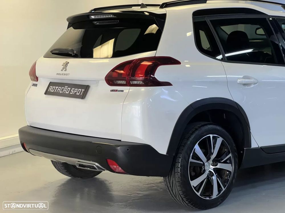 Peugeot 2008 1.2 PureTech GT Line - 31