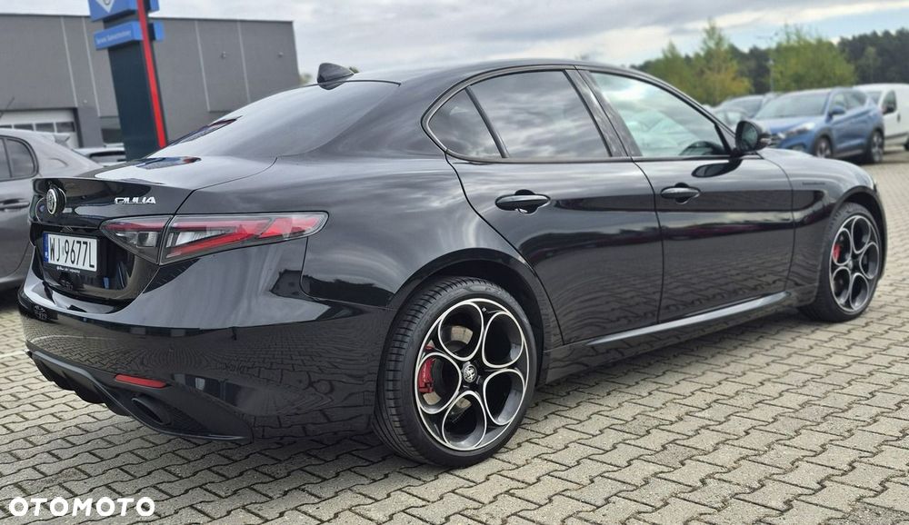 Alfa Romeo Giulia 2023 photo 5