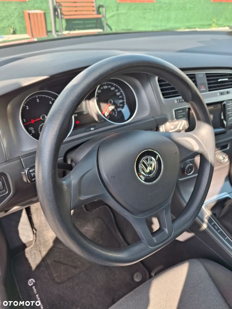 Volkswagen Golf 1.6 TDI BlueMotion Trendline - 14