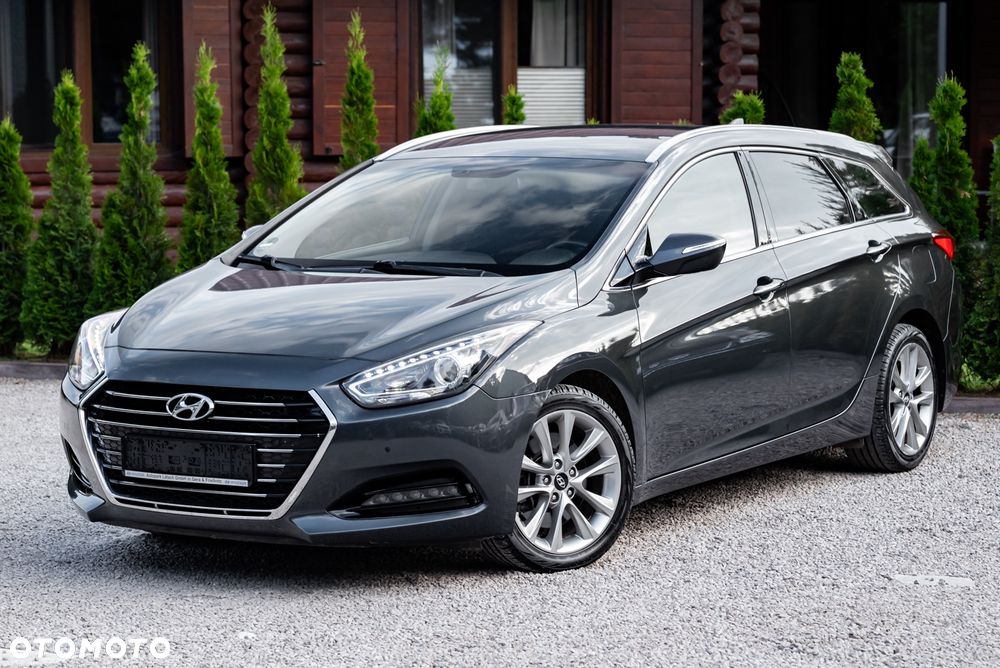Hyundai i40 Kombi 1.7 CRDi DCT Premium - 2