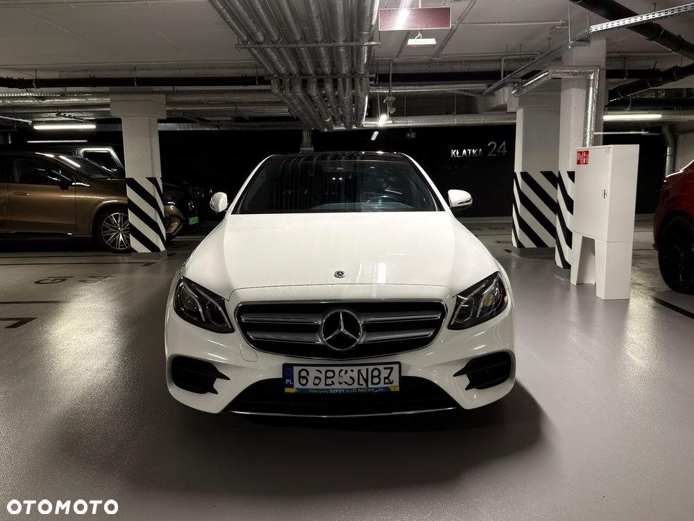 Mercedes-Benz Klasa E 220 d 4-Matic 9G-TRONIC - 2