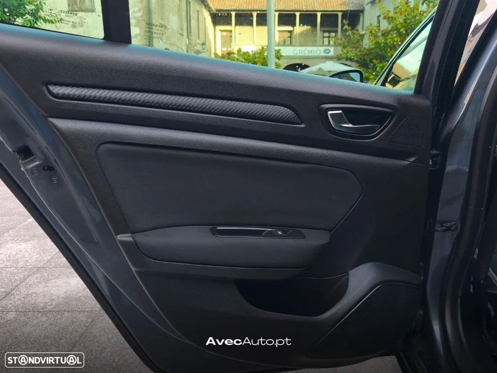 Renault Mégane Sport Tourer 1.5 dCi Limited - 23