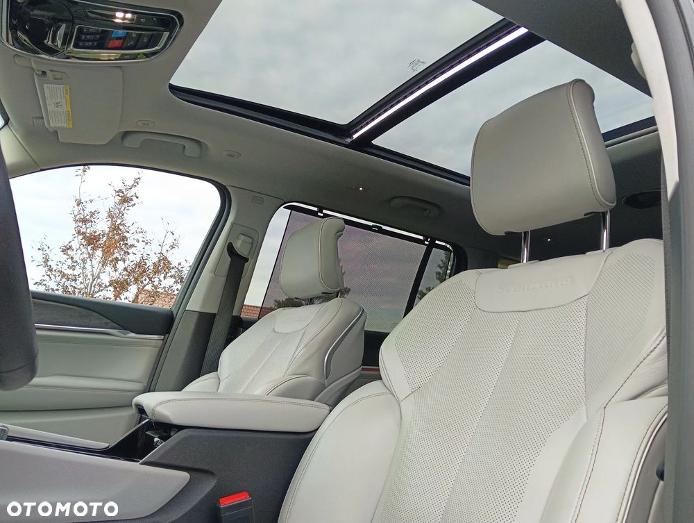 Jeep Grand Cherokee 5.7 V8 Overland - 18