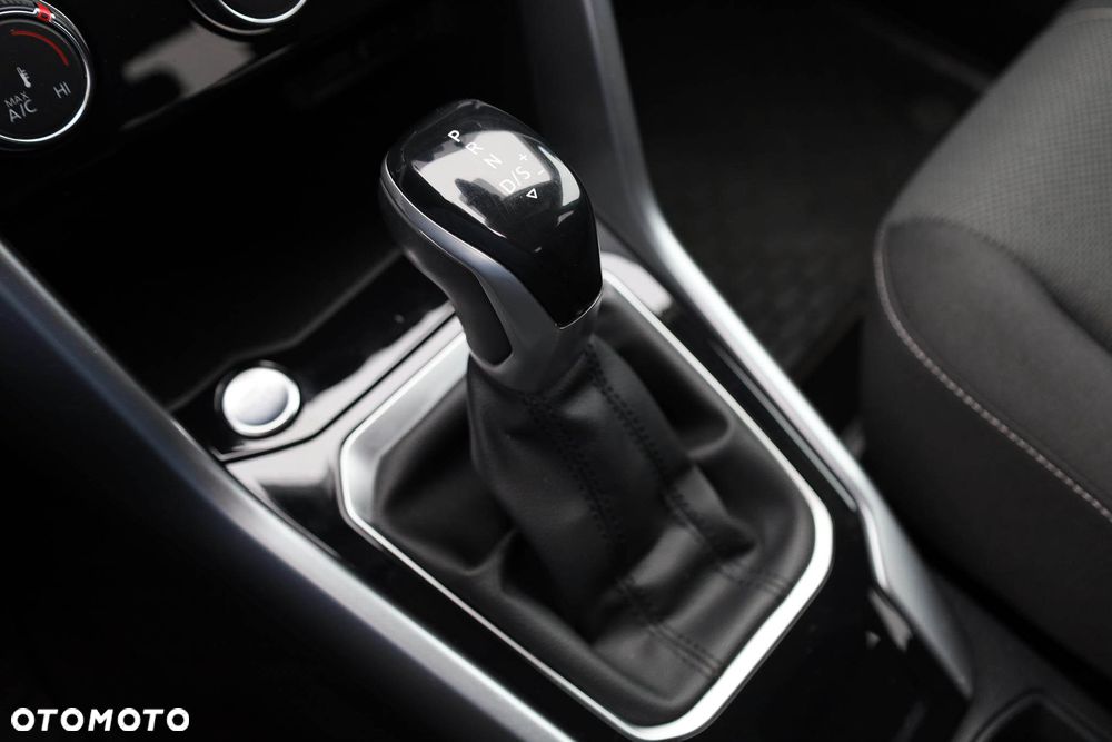 Volkswagen T-Roc 1.5 TSI Life DSG - 28