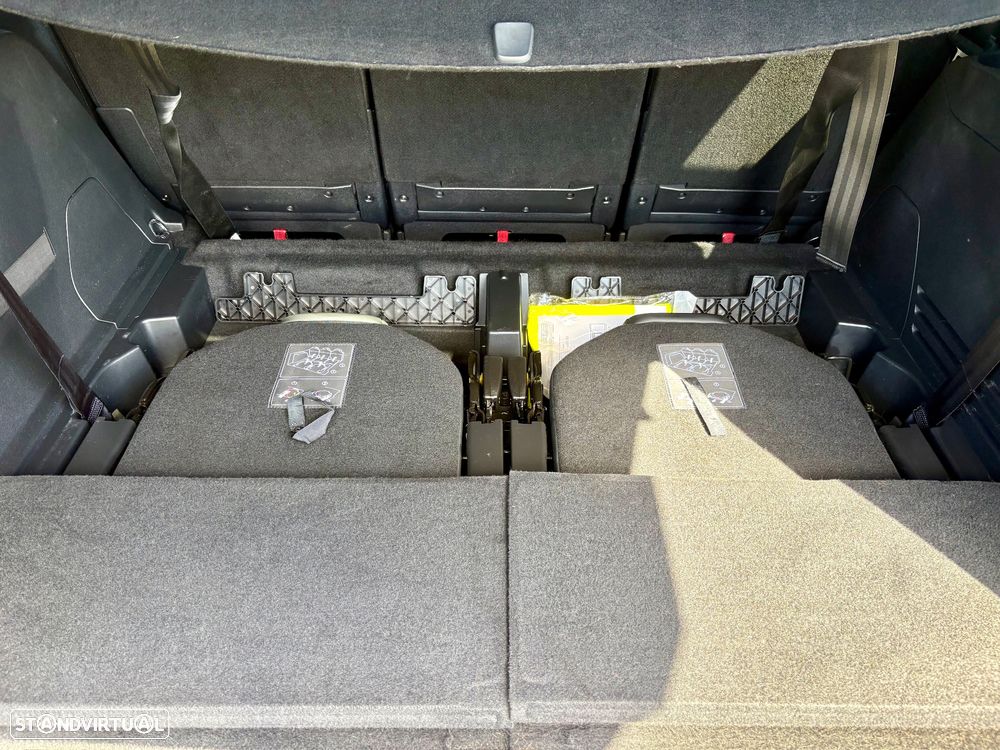 Peugeot 5008 2.0 BlueHDi GT EAT8 - 31