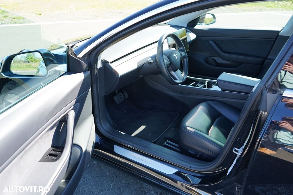 Tesla Model 3 Langstreckenbatterie Allradantrieb Dual Motor - 25