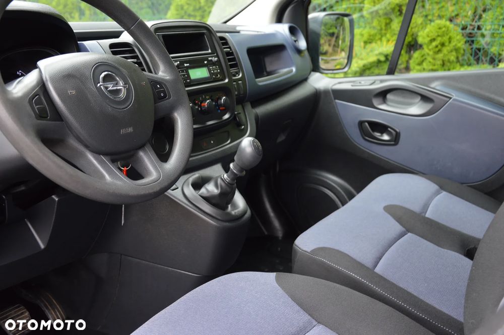 Opel Vivaro - 27