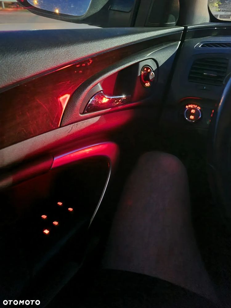 Opel Insignia 2.8 T V6 Cosmo 4x4 - 17