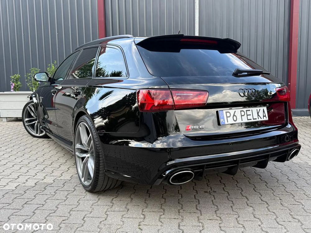 Audi RS6 Avant - 3