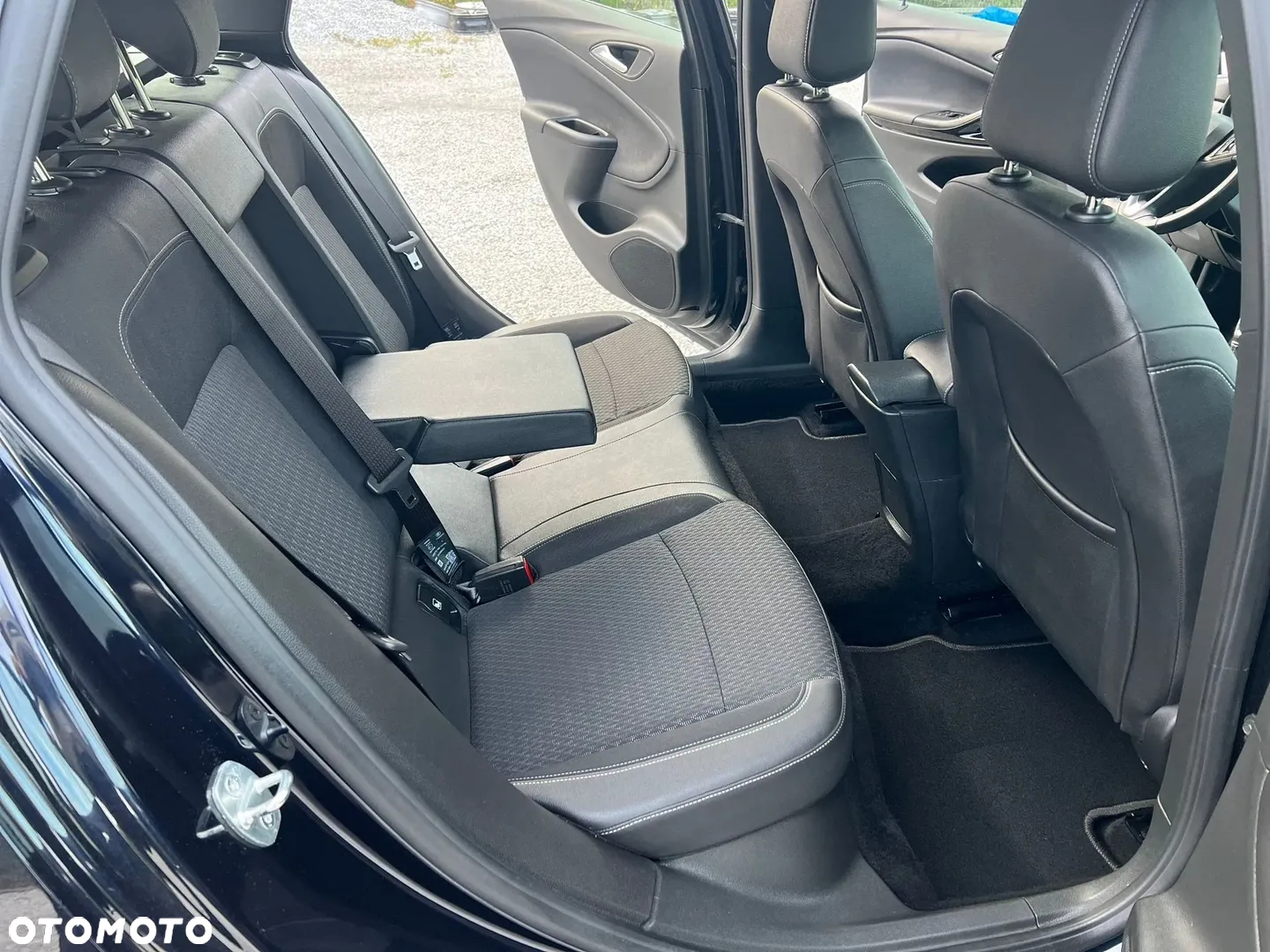 Opel Astra V 1.4 T GPF Dynamic S&S - 30