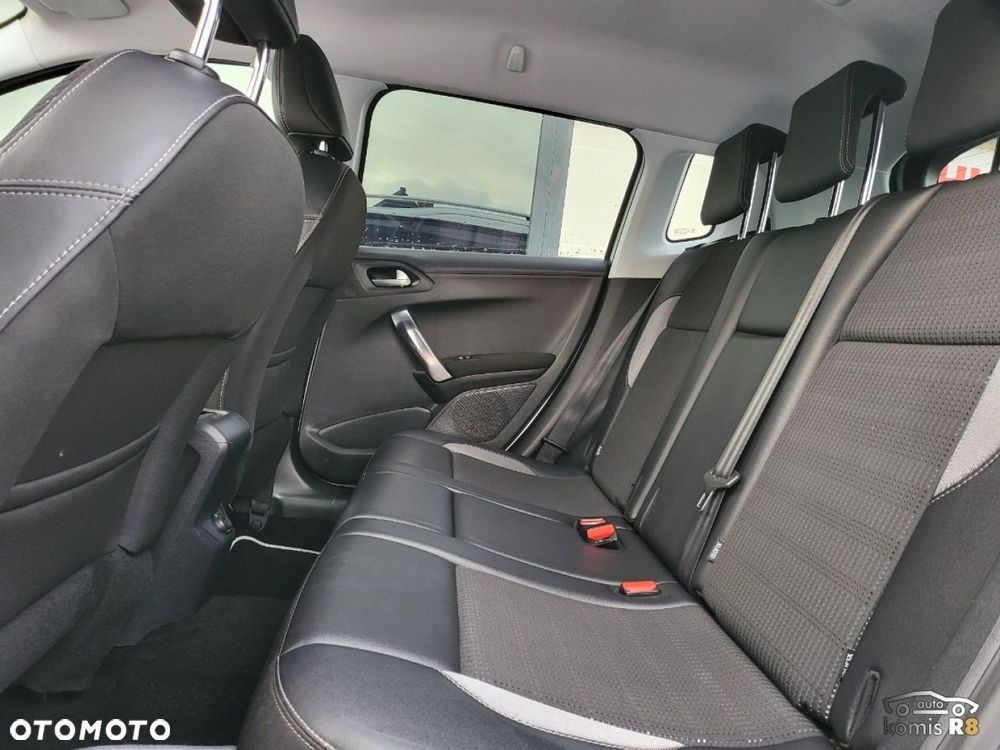 Peugeot 2008 - 14