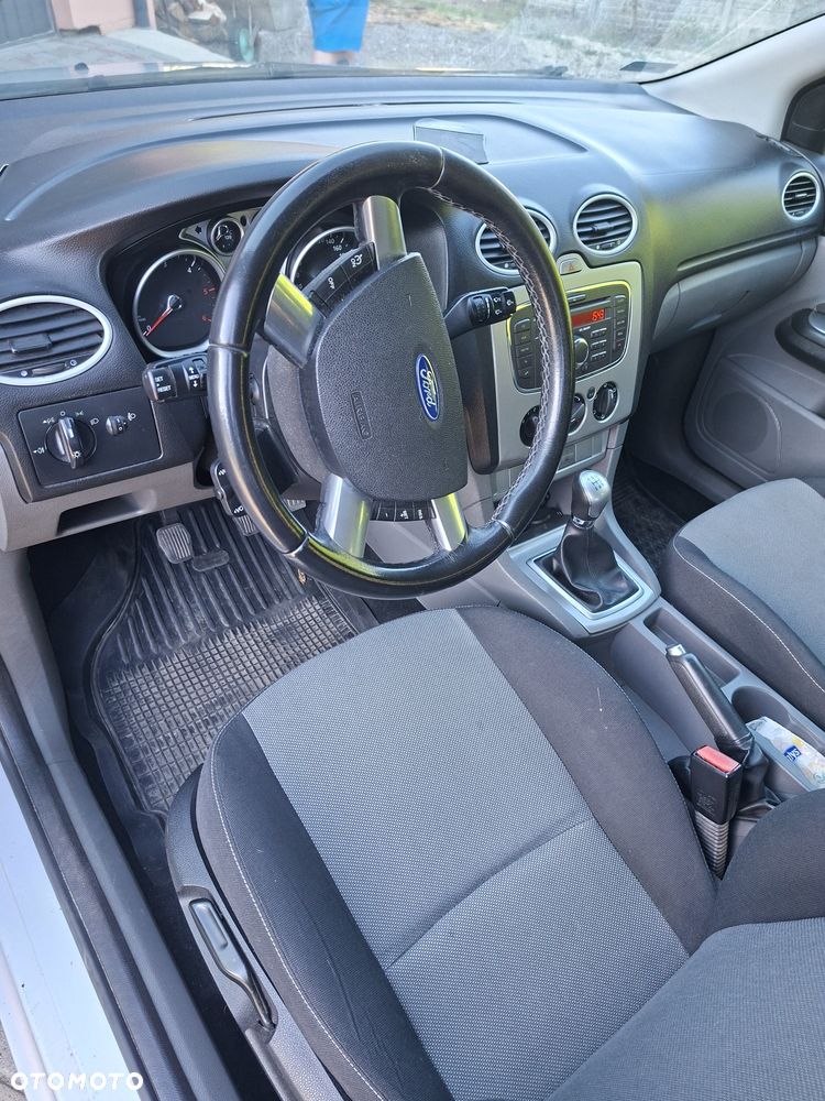 Ford Focus - 7