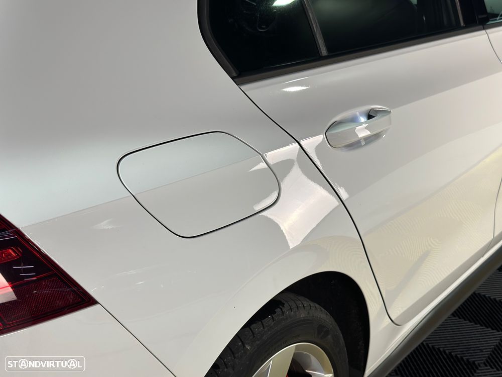 VW Golf 1.4 eHybrid OPF DSG GTE - 16
