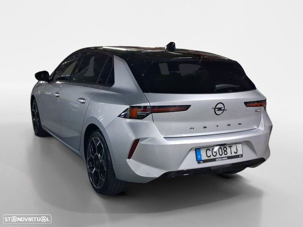 Opel Astra - 3