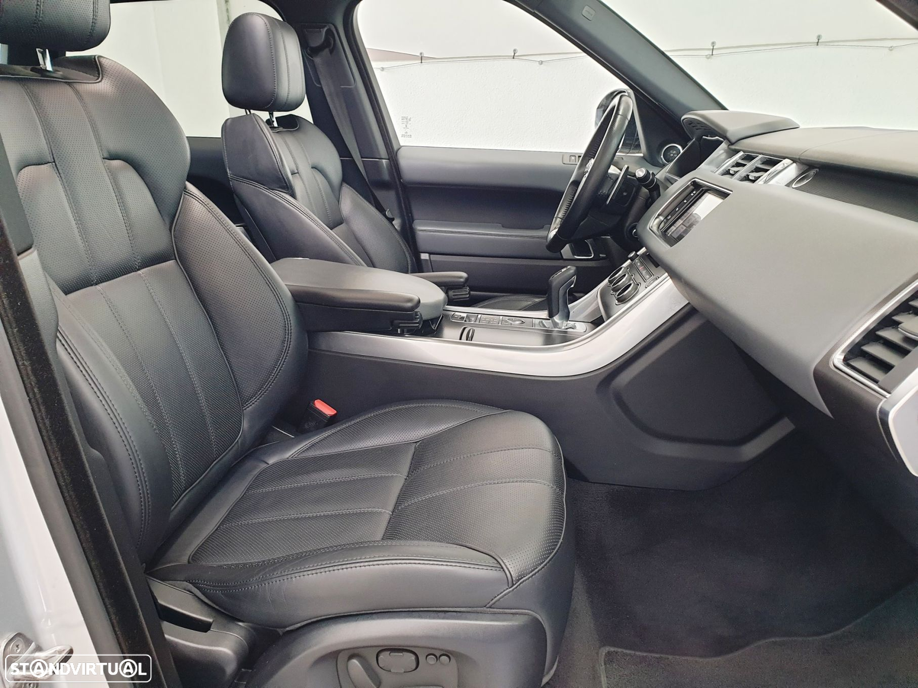 Land Rover Range Rover Sport 3.0 SDV6 HSE Dynamic - 41