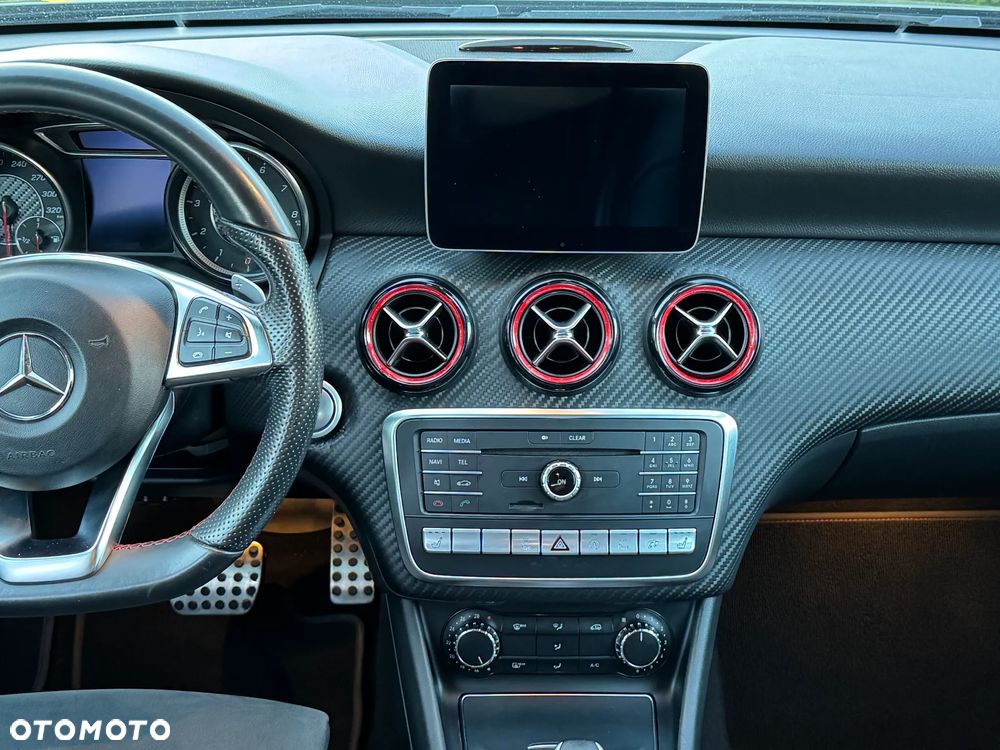 Mercedes-Benz Klasa A AMG 45 4-Matic - 11