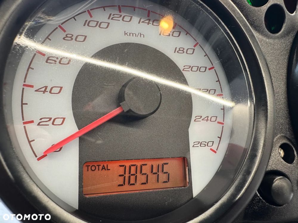 Ducati Monster - 33