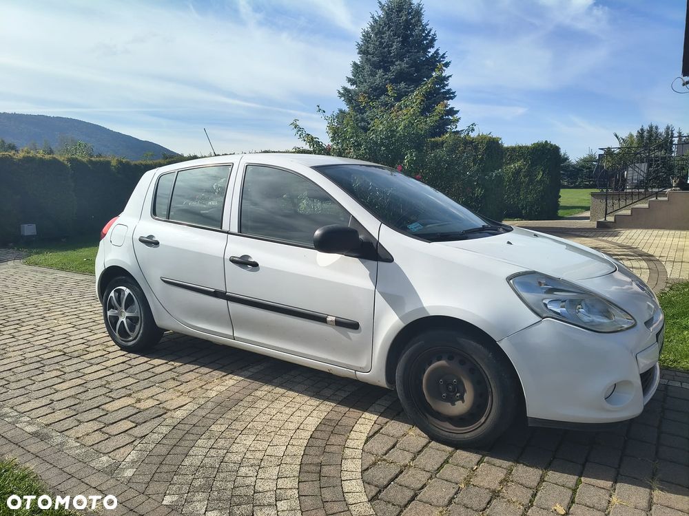Renault Clio 1.2 16V Authentique - 2