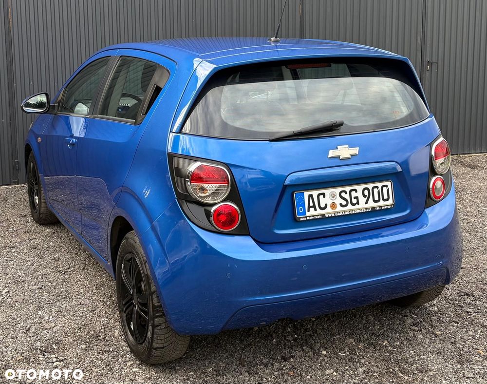 Chevrolet Aveo 1.4 LT - 12