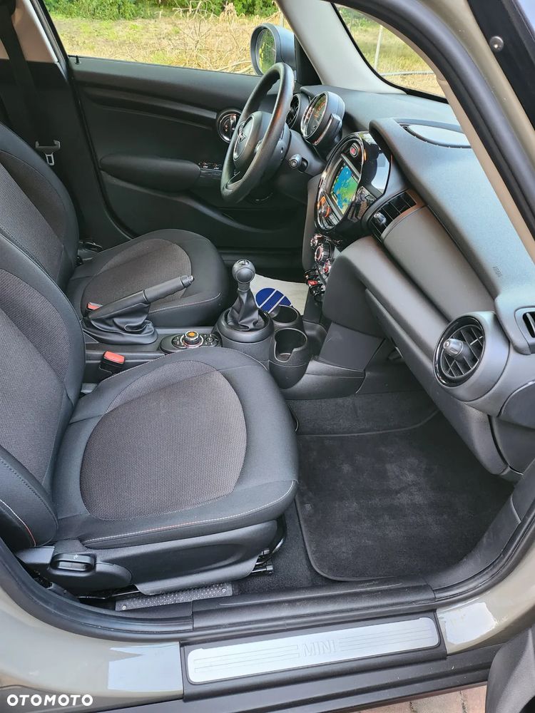 MINI ONE - 23