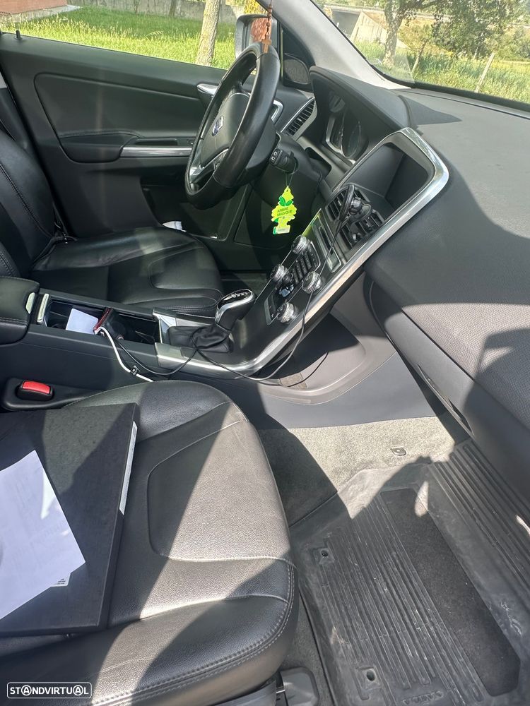 Volvo XC 60 - 8