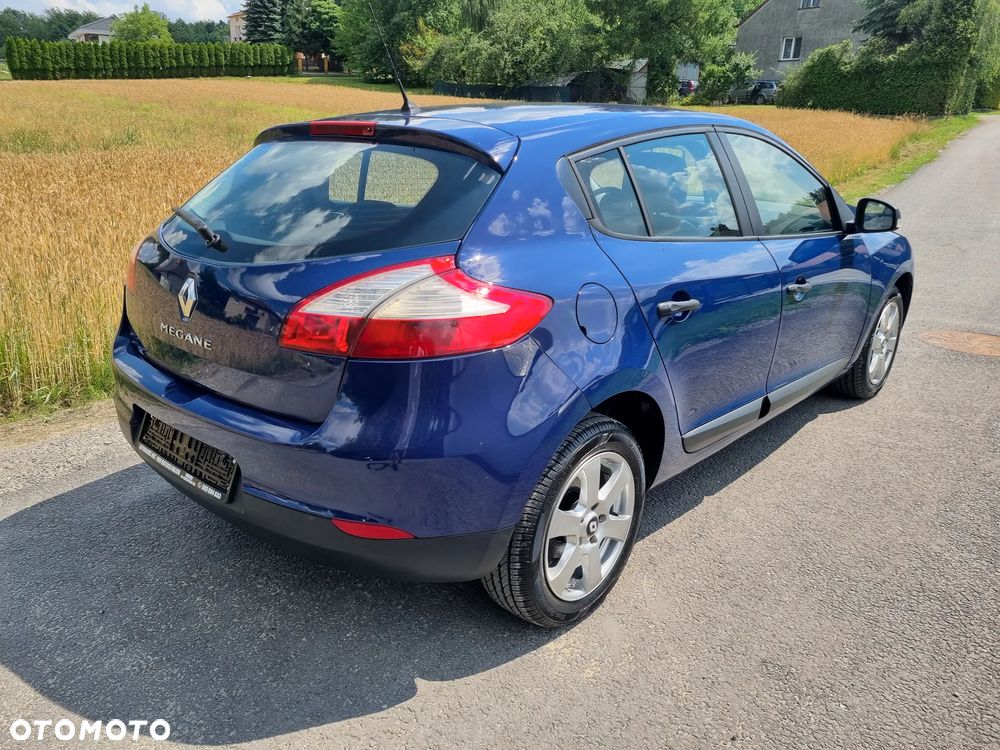 Renault Megane 1.6 16V Authentique - 10