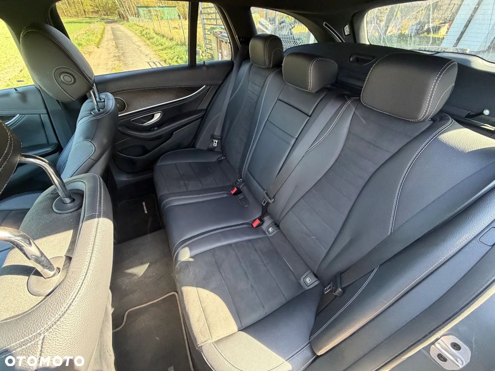 Mercedes-Benz Klasa E - 20