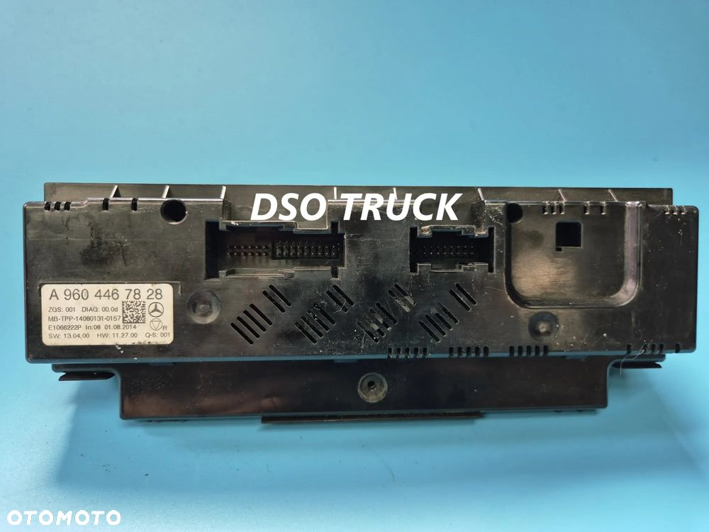 A9604466128 A9604467828 Panel klimatyzacji nawiewu MERCEDES - 6