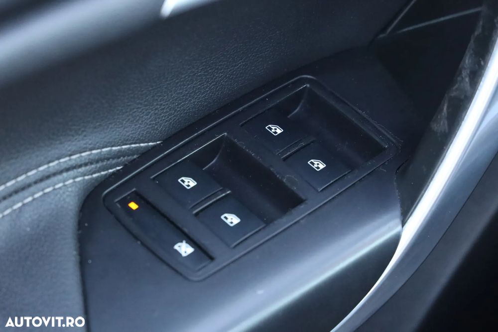 Opel Insignia 2.0 Turbo - 19