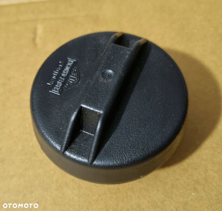 HARLEY DAVIDSON V-ROD KOREK WLEWU PALIWA - 2