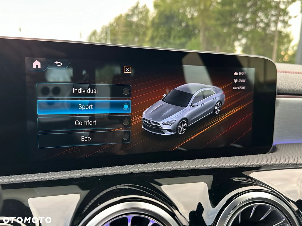 Mercedes-Benz CLA 200 AMG Line 7G-DCT - 27