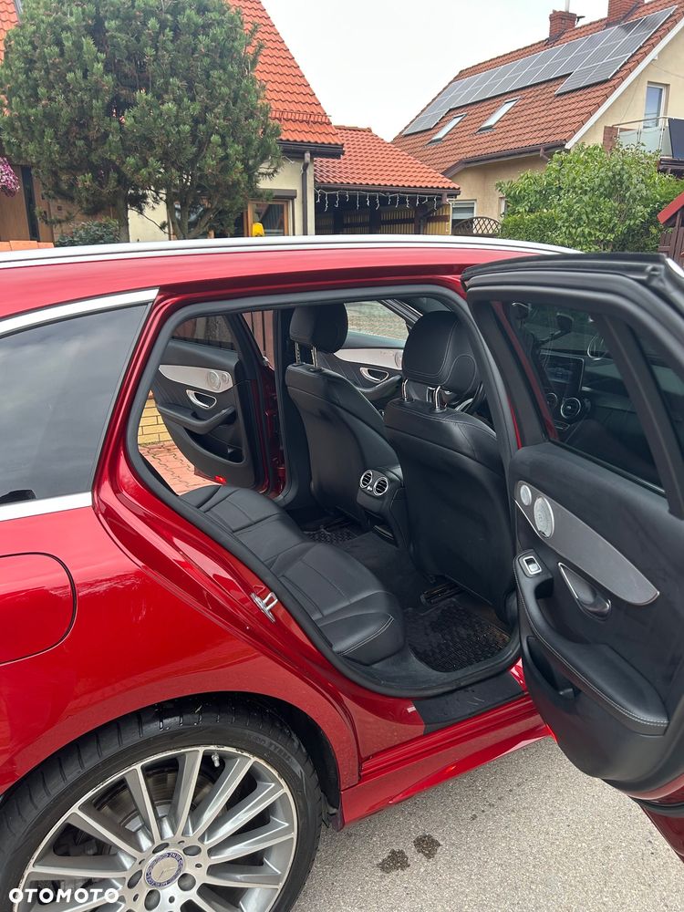 Mercedes-Benz Klasa C 200 4-Matic 7G-TRONIC - 4