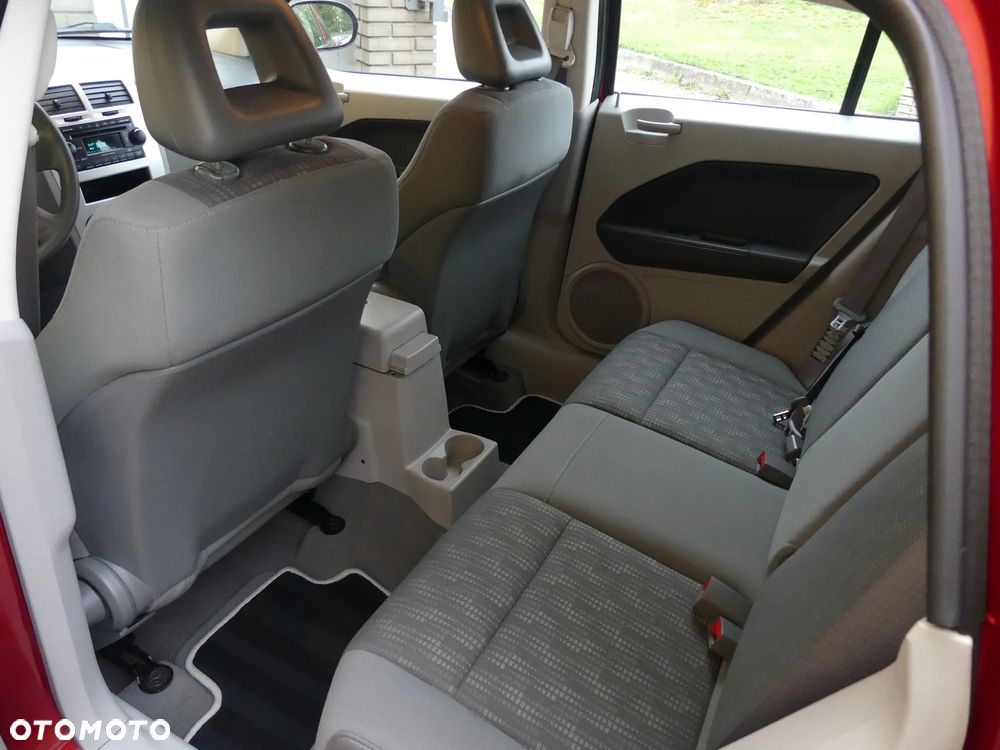 Dodge Caliber 2.0 CVT SE - 11