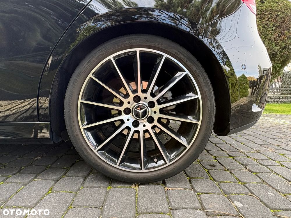 Mercedes-Benz Klasa A 180 AMG Line 7G-DCT - 17