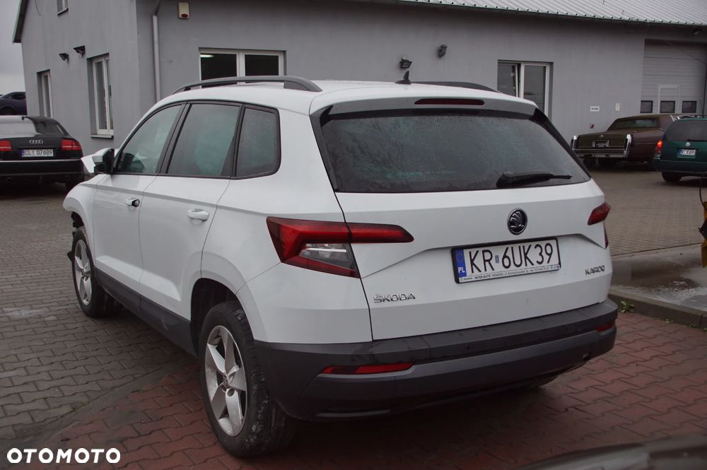 Auto na części - Skoda Karoq 1.6 TDI 115 KM DGTE TKK LS9R 130 TYS. KM 2018R Silnik Skrzynia Drzwi Lusterko Klapa Lampa Szyba Felga Deska Kokpit Moduł Licznik Radio Fotel Zderzak Chłodnica Błotnik Zawieszenie Turbina Wtryski Intercooler Kompletne Części Rozbiórka - 5