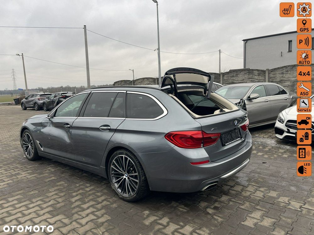 BMW Seria 5 540i xDrive GPF Luxury Line - 1