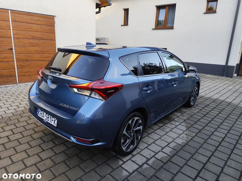Toyota Auris 1.8 HSD Luna - 16