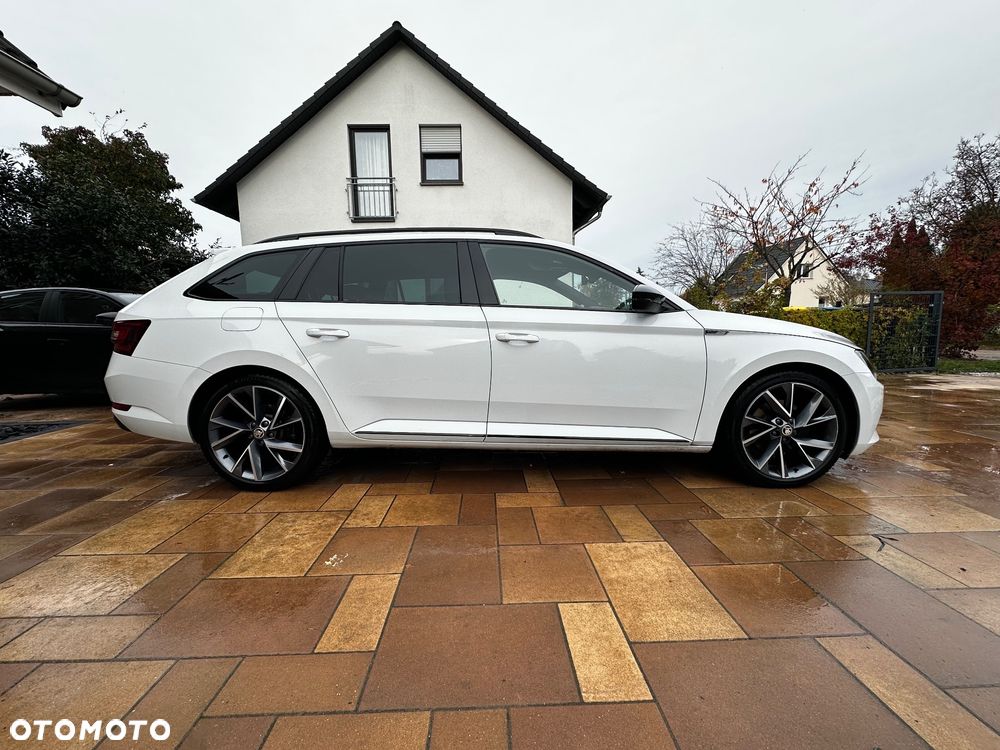 Skoda Superb 2.0 TDI SCR Sportline DSG - 5