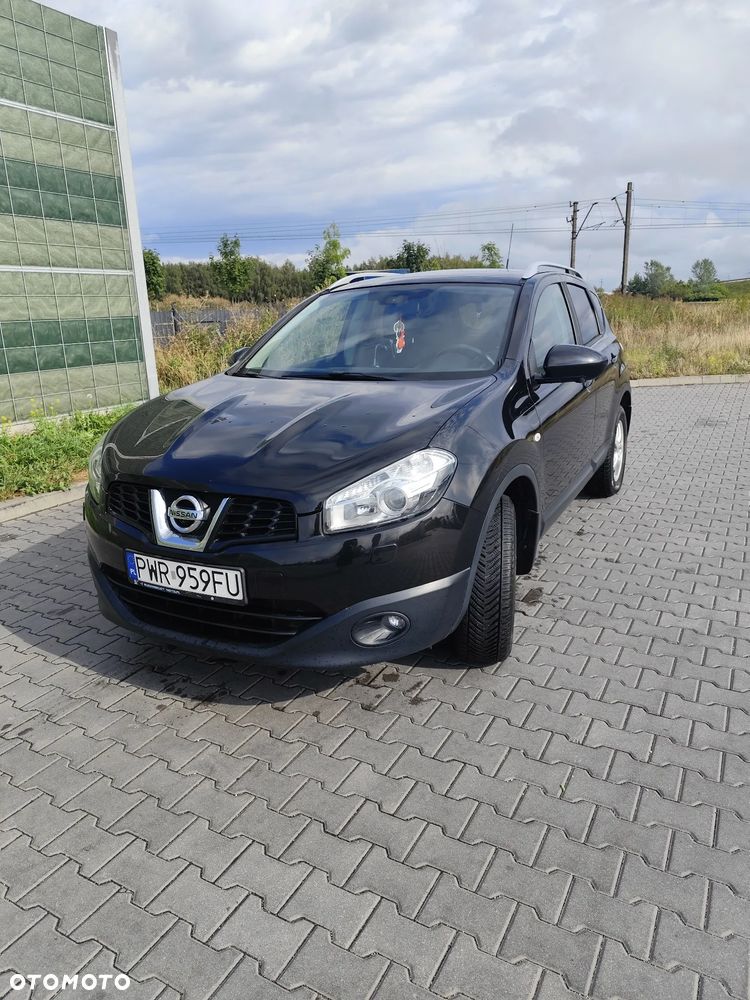 Nissan Qashqai - 1